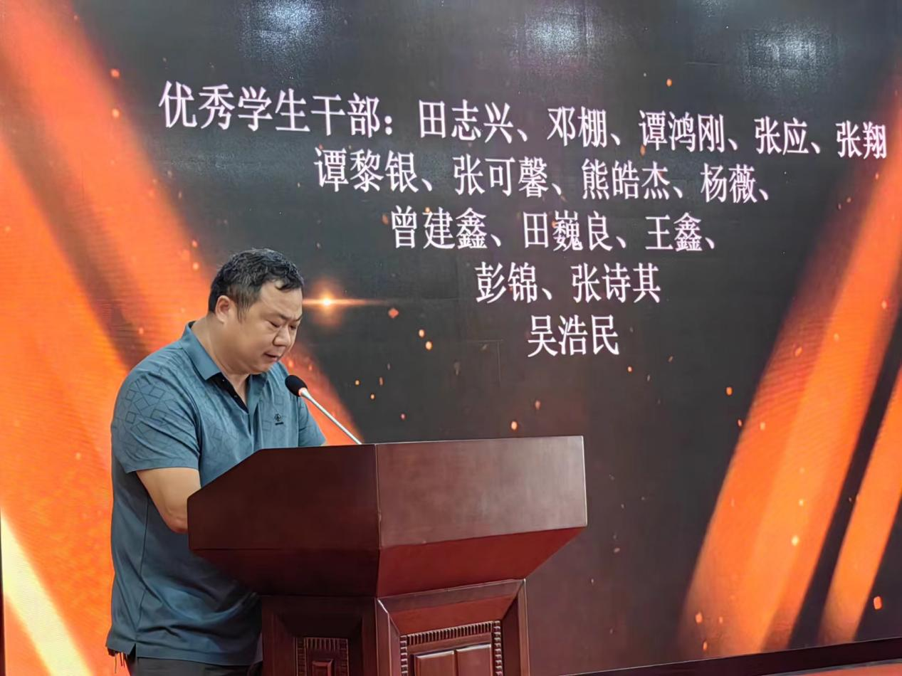 图1.png