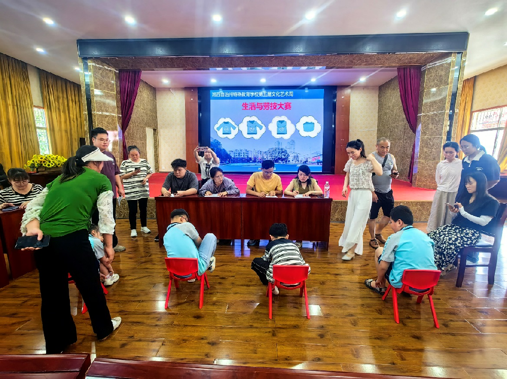 图1.png